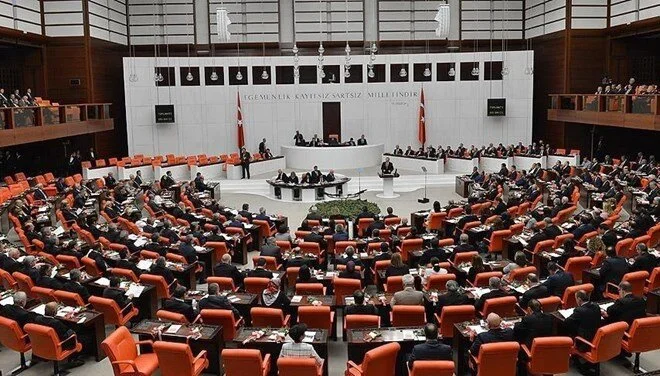 TBMM'de bu hafta: 5. Yargı Paketi, 2022 bütçesi ve HSK üyeliği seçimi